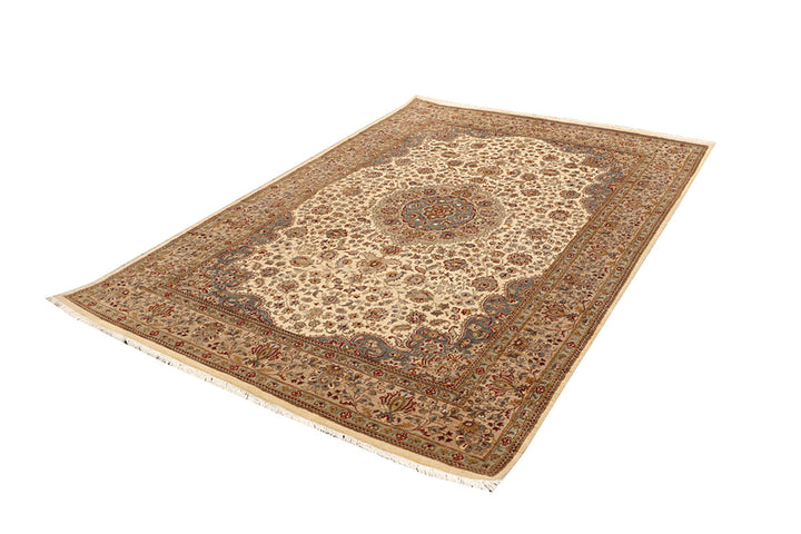 Blanched Almond Isfahan 5' 7 x 8' 2 - No. 68376 - ALRUG Rug Store