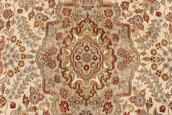 Blanched Almond Isfahan 5'  7" x 8'  5" - No. QA35257