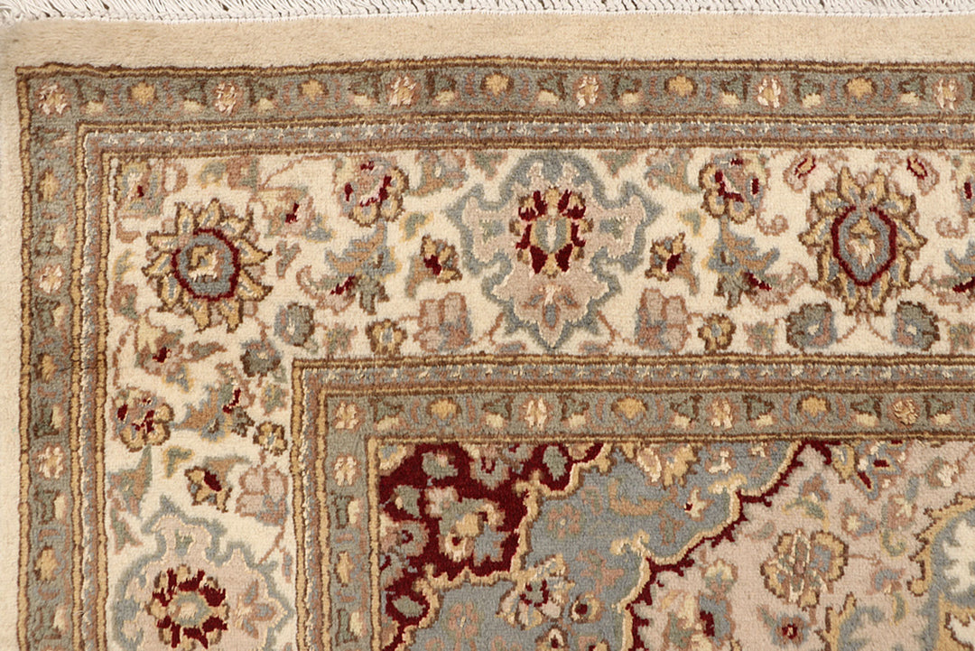 Blanched Almond Isfahan 5' 6 x 8' 2 - No. 68379 - ALRUG Rug Store