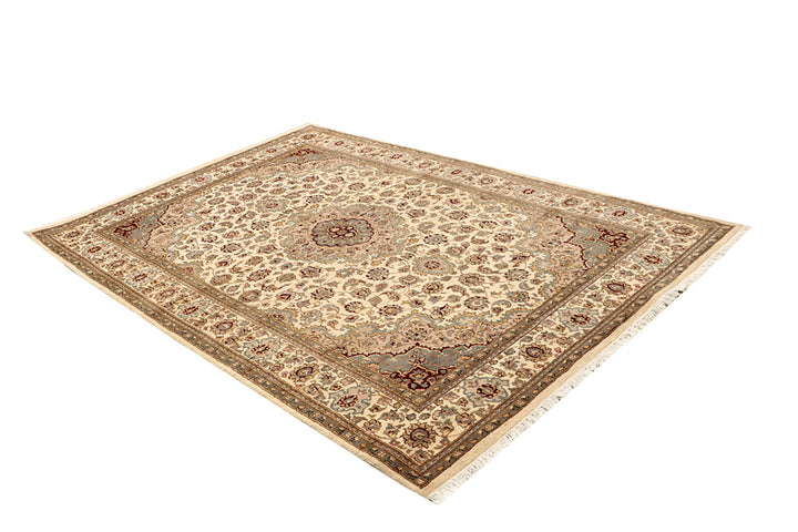 Blanched Almond Isfahan 5' 6 x 8' 2 - No. 68379 - ALRUG Rug Store