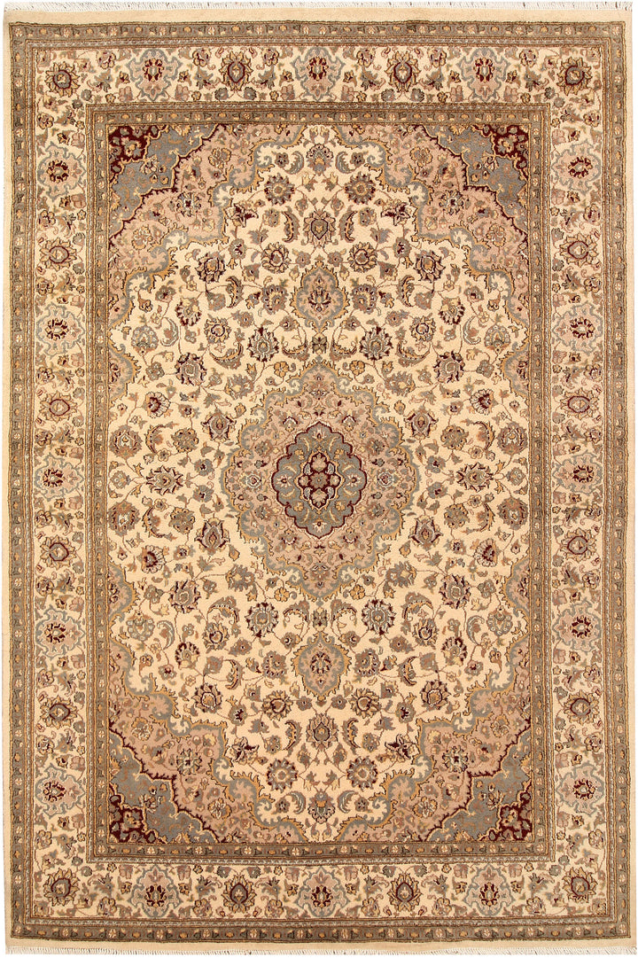 Blanched Almond Isfahan 5' 6 x 8' 2 - No. 68379 - ALRUG Rug Store