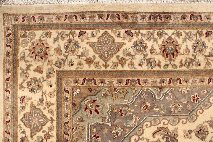 Blanched Almond Isfahan 5' 5 x 8' 5 - No. 68381 - ALRUG Rug Store