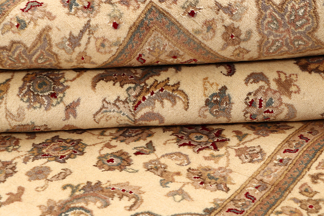 Blanched Almond Isfahan 5'  5" x 8'  5" - No. QA84627