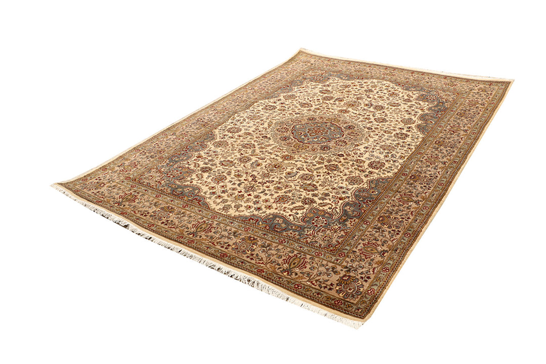 Blanched Almond Isfahan 5' 8 x 8' 2 - No. 68382 - ALRUG Rug Store