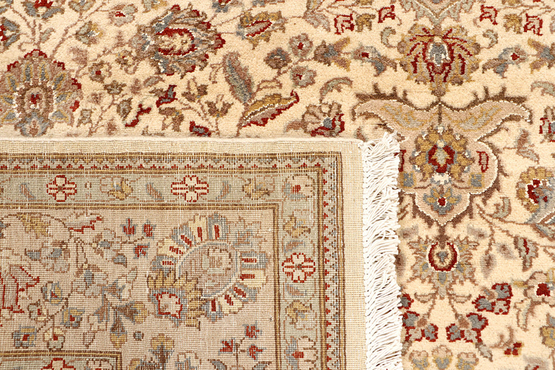 Blanched Almond Isfahan 5' 8 x 8' 2 - No. 68382 - ALRUG Rug Store