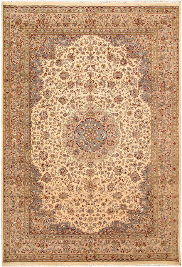 Blanched Almond Isfahan 5' 8 x 8' 2 - No. 68384 - ALRUG Rug Store