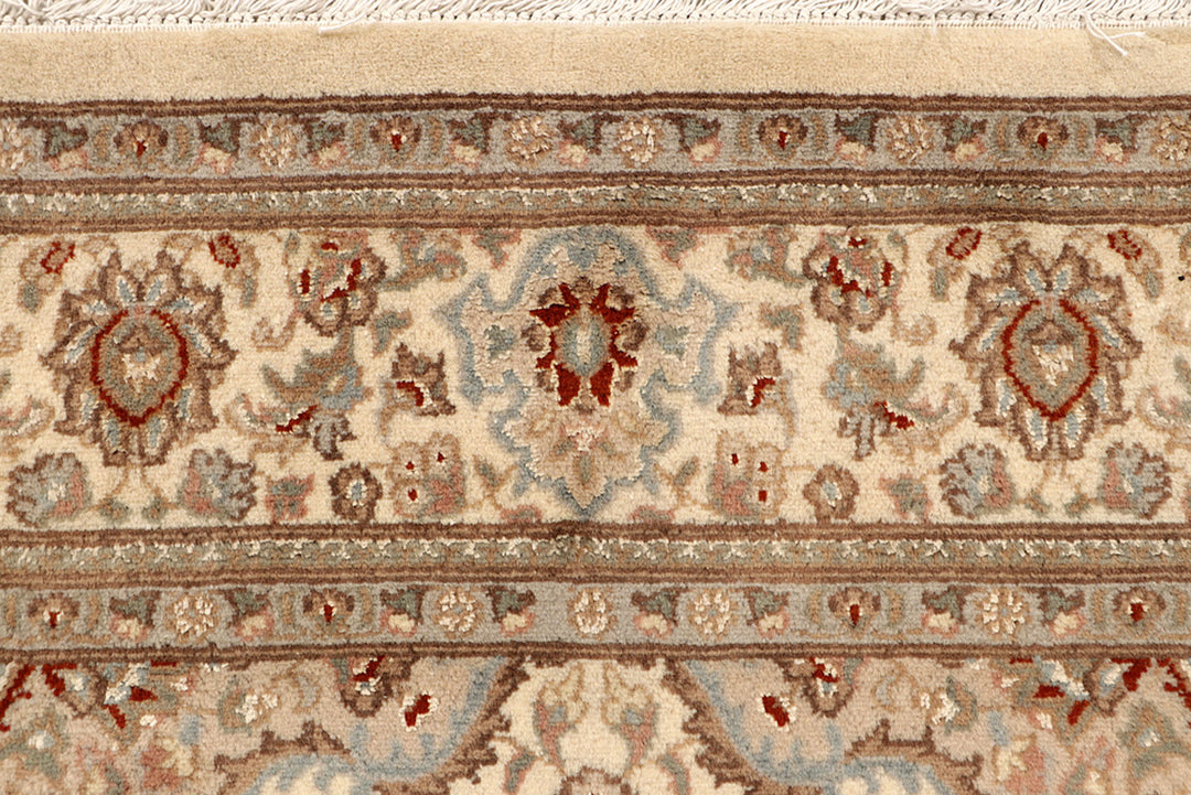 Blanched Almond Isfahan 5'  6" x 8'  2" - No. QA82652