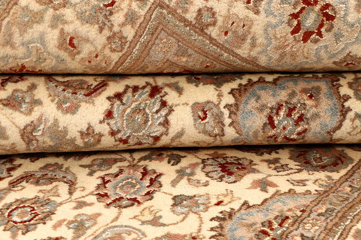 Blanched Almond Isfahan 5'  6" x 8'  2" - No. QA82652