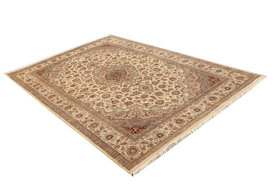 Blanched Almond Isfahan 5'  6" x 8'  2" - No. QA82652