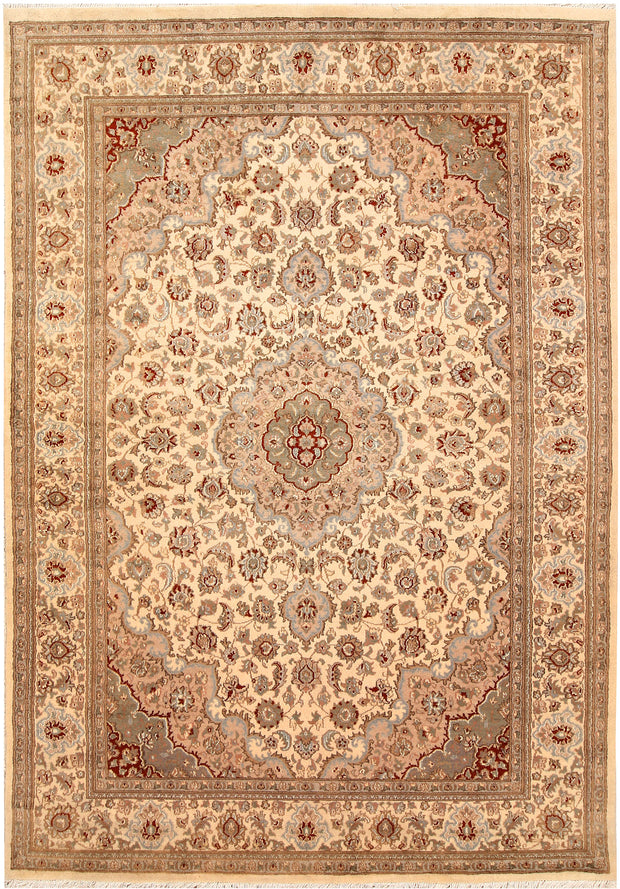 Blanched Almond Isfahan 5' 6 x 8' 2 - No. 68385 - ALRUG Rug Store