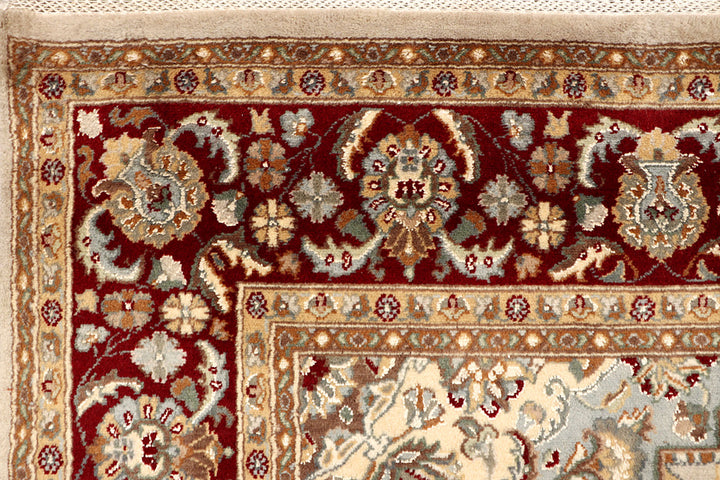 Antique White Isfahan 5'  10" x 9'  4" - No. QA52722