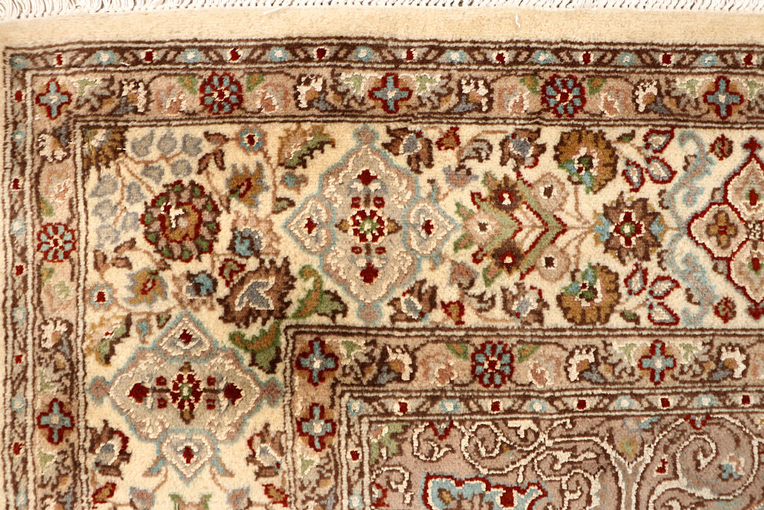 Blanched Almond Gombud 6' 6 x 9' 8 - No. 68398 - ALRUG Rug Store