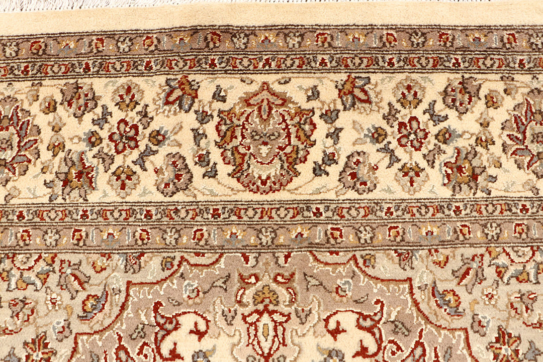 Blanched Almond Kirman 6' 7 x 9' 10 - No. 68399 - ALRUG Rug Store