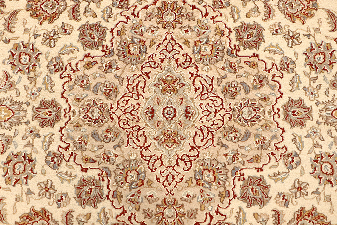 Blanched Almond Kirman 6' 7 x 9' 10 - No. 68399 - ALRUG Rug Store