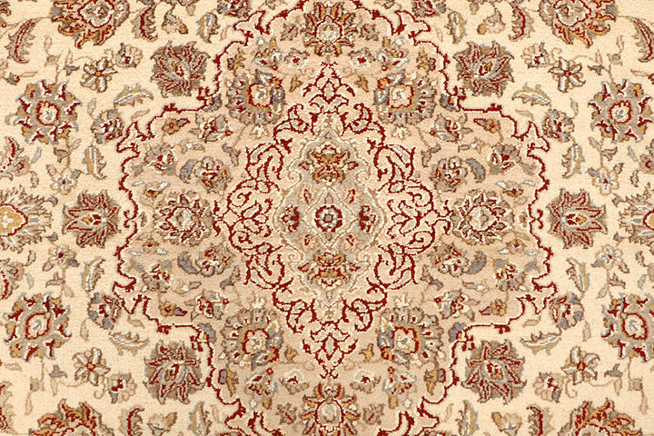 Blanched Almond Kirman 6' 7 x 9' 10 - No. 68399 - ALRUG Rug Store