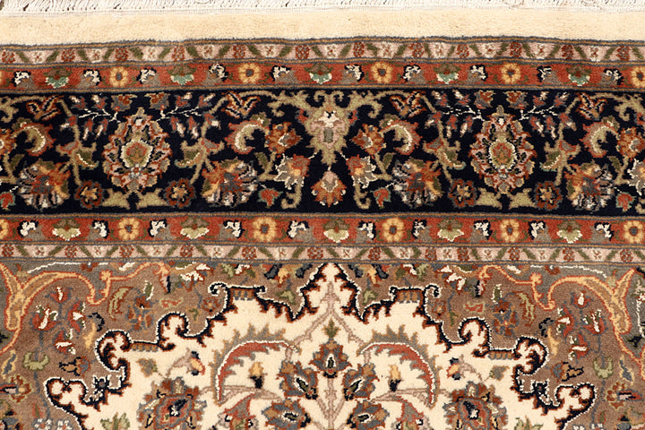 Blanched Almond Kashan 6' x 9' 1 - No. 68406 - ALRUG Rug Store