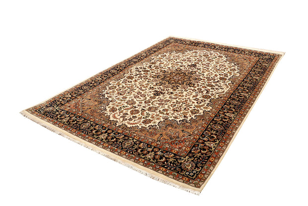 Blanched Almond Kashan 6' x 9' 1 - No. 68406 - ALRUG Rug Store
