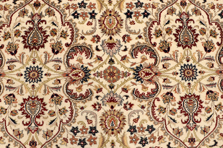 Blanched Almond Mahal 6' x 9' - No. 68408 - ALRUG Rug Store