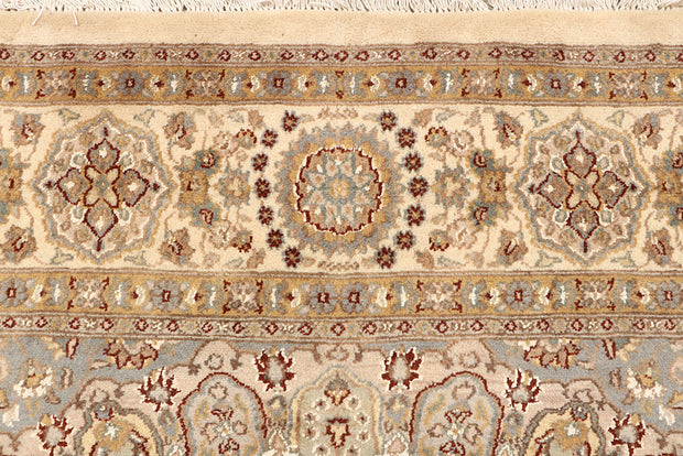 Bisque Isfahan 6'  4" x 9'  8" - No. QA32989