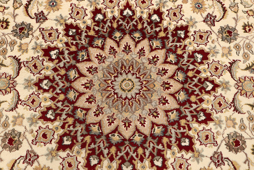 Blanched Almond Isfahan 6' 1 x 9' 9 - No. 68412 - ALRUG Rug Store