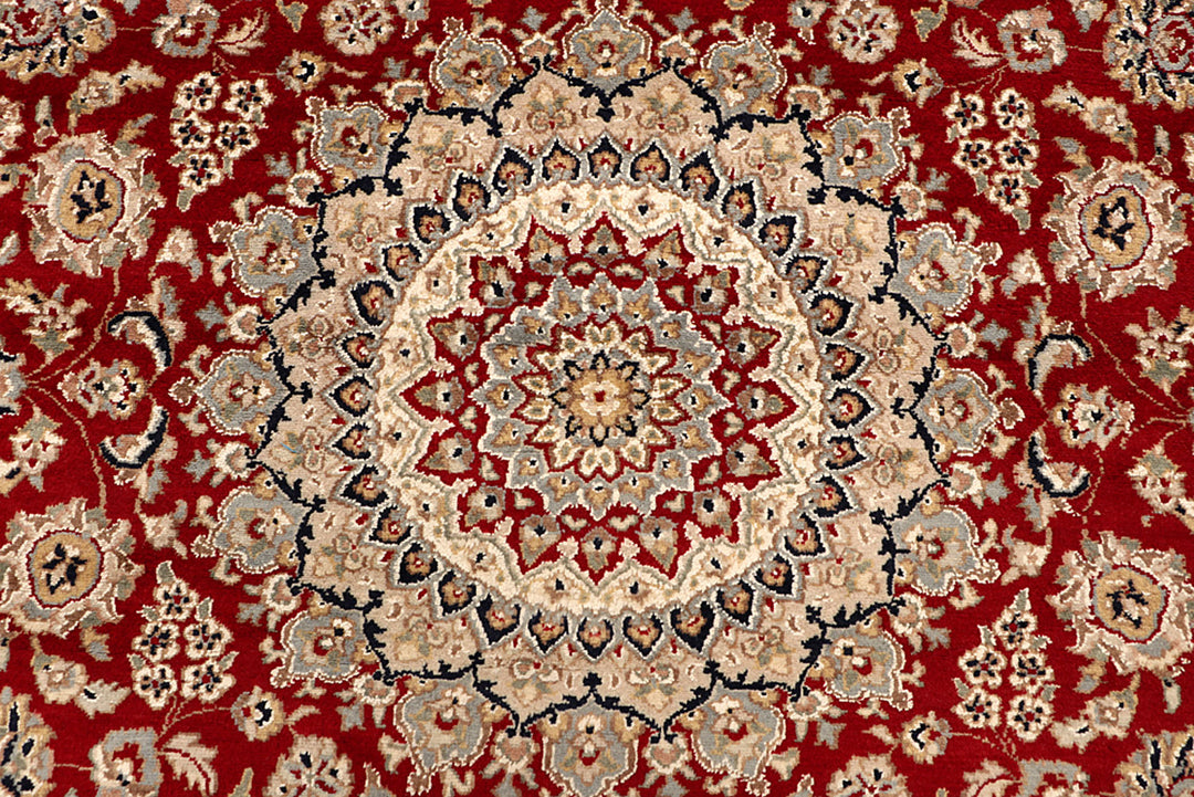 Firebrick Kashan 6' 6 x 9' 6 - No. 68413 - ALRUG Rug Store
