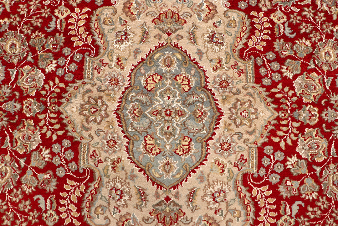 Firebrick Isfahan 6' 5 x 9' 10 - No. 68420 - ALRUG Rug Store