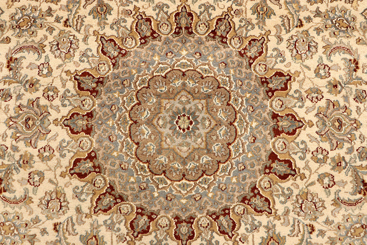 Bisque Isfahan 6'  5" x 9'  7" - No. QA35308