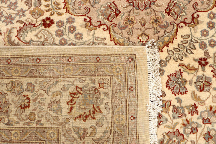 Bisque Isfahan 6' 8 x 9' 6 - No. 68429 - ALRUG Rug Store