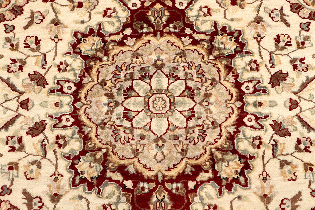 Blanched Almond Isfahan 5'  11" x 8'  11" - No. QA28454