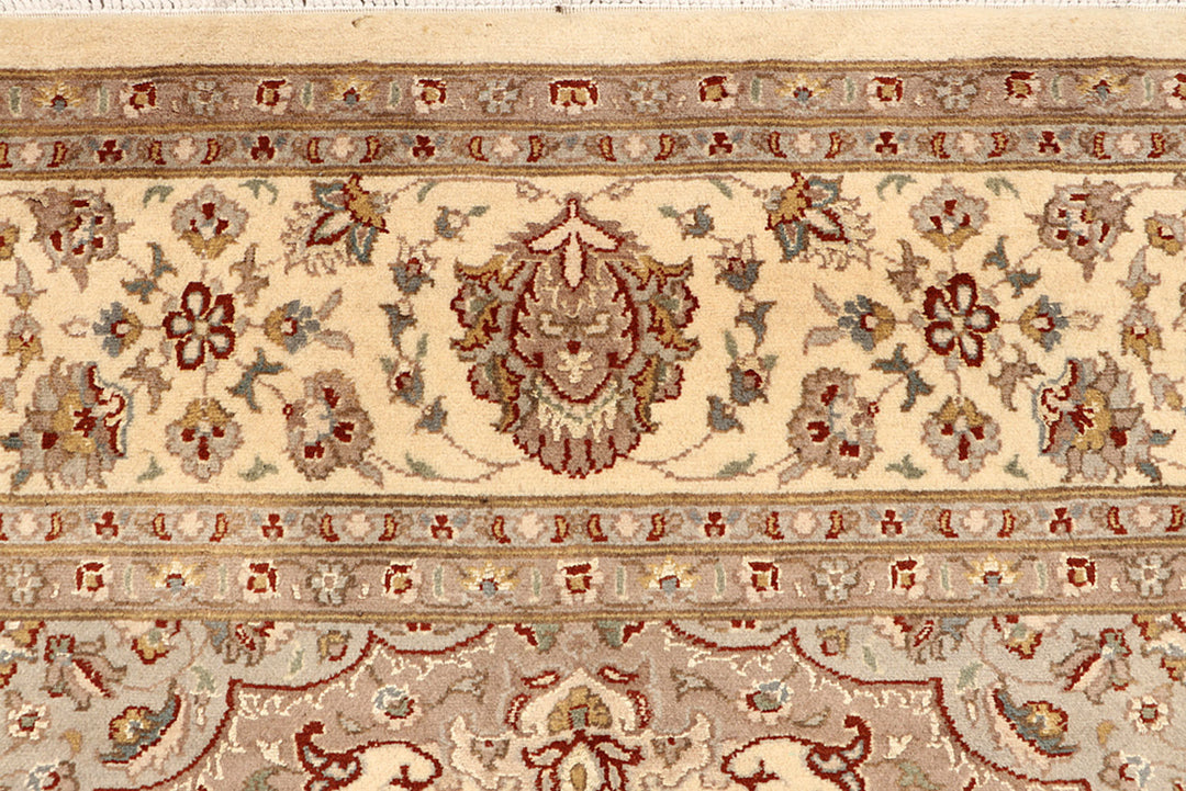 Blanched Almond Isfahan 6'  7" x 9'  10" - No. QA64319