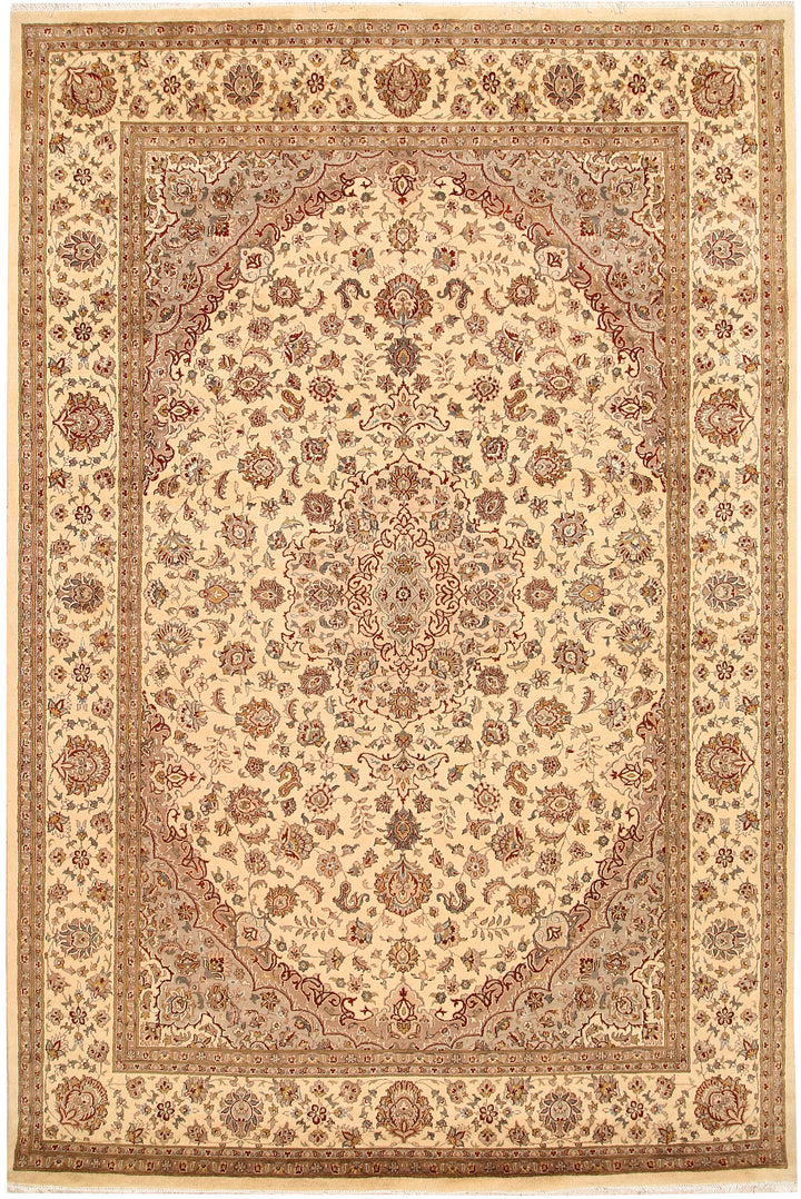 Blanched Almond Isfahan 6' 7 x 9' 10 - No. 68439 - ALRUG Rug Store