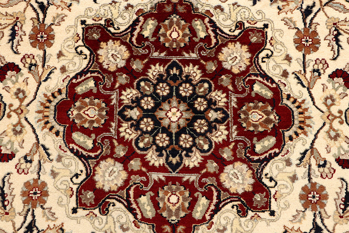 Blanched Almond Isfahan 6' 1 x 9' 2 - No. 68443 - ALRUG Rug Store