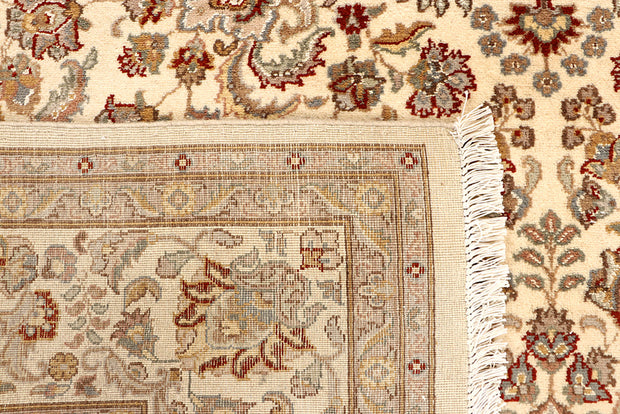 Navajo White Kirman 6' 8 x 10' - No. 68446 - ALRUG Rug Store