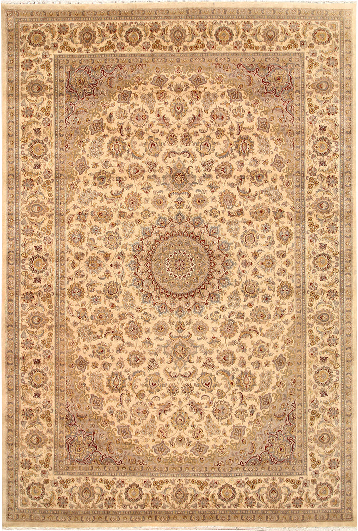 Blanched Almond Isfahan 6' 8 x 9' 9 - No. 68449 - ALRUG Rug Store