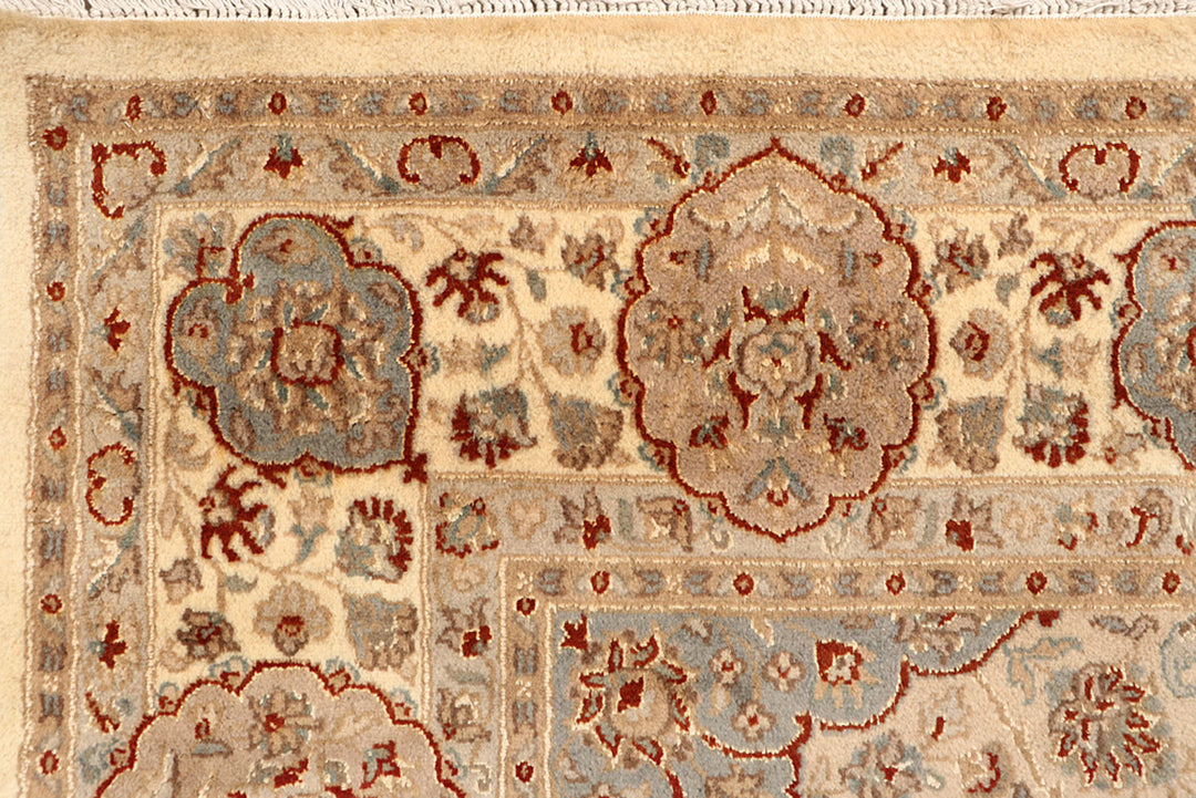 Blanched Almond Isfahan 6'  7" x 9'  9" - No. QA69077