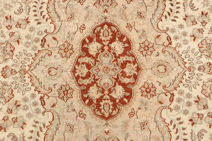 Blanched Almond Isfahan 6'  6" x 9'  6" - No. QA71703