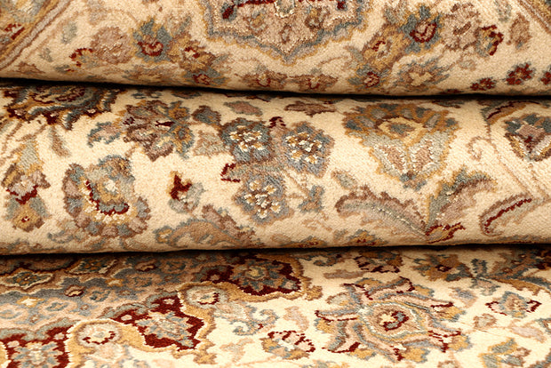 Blanched Almond Isfahan 6' 5 x 9' 8 - No. 68455 - ALRUG Rug Store