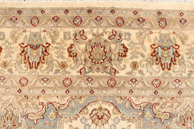 Blanched Almond Isfahan 6' 7 x 10' - No. 68456 - ALRUG Rug Store