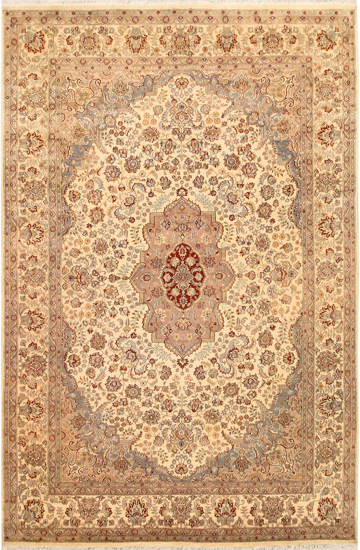 Blanched Almond Isfahan 6' 7 x 10' - No. 68456 - ALRUG Rug Store
