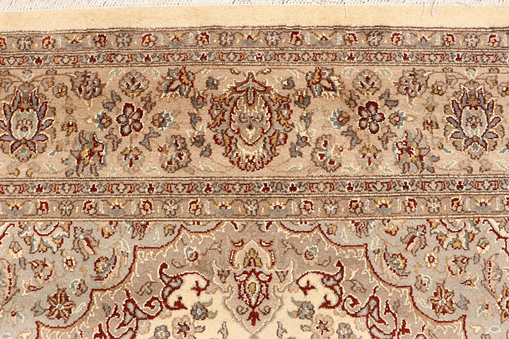 Blanched Almond Isfahan 6'  7" x 9'  10" - No. QA55533