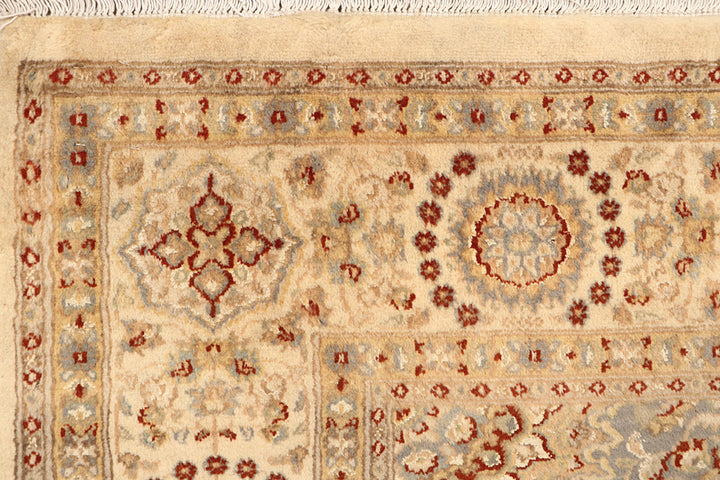 Blanched Almond Isfahan 6' 5 x 9' 6 - No. 68464 - ALRUG Rug Store