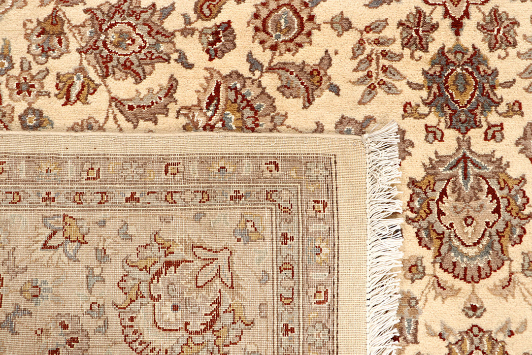 Blanched Almond Isfahan 6' 6 x 9' 9 - No. 68467 - ALRUG Rug Store