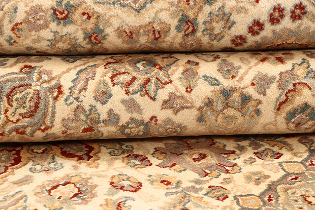 Blanched Almond Isfahan 6' 7 x 9' 6 - No. 68471 - ALRUG Rug Store