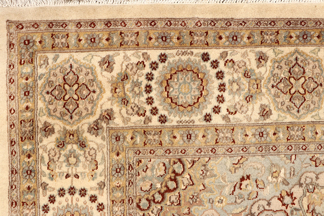 Blanched Almond Isfahan 6' 4 x 9' 6 - No. 68472 - ALRUG Rug Store