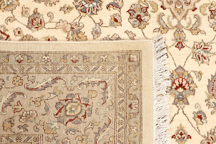 Blanched Almond Isfahan 6' 6 x 9' 9 - No. 68474 - ALRUG Rug Store