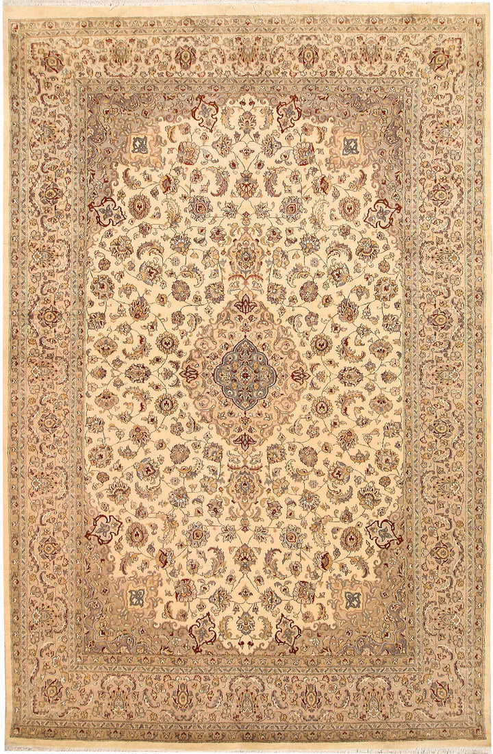 Blanched Almond Isfahan 6' 6 x 9' 9 - No. 68474 - ALRUG Rug Store