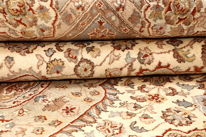 Blanched Almond Isfahan 6'  8" x 9'  6" - No. QA84412