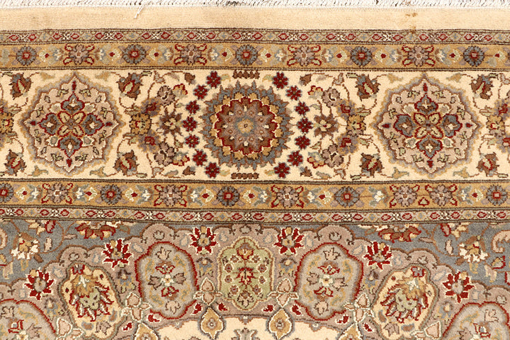 Blanched Almond Isfahan 6'  8" x 9'  11" - No. QA73794