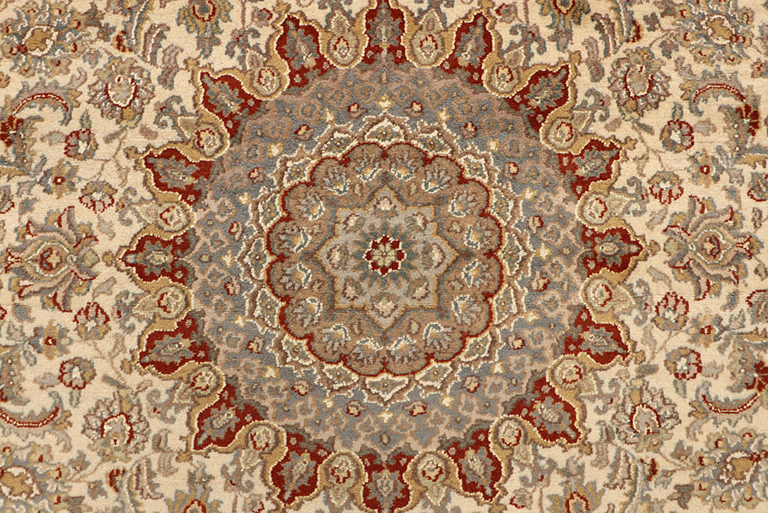 Blanched Almond Isfahan 6'  6" x 9'  9" - No. QA41992