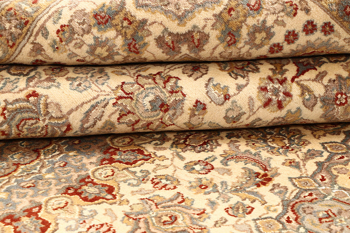 Blanched Almond Isfahan 6' 6 x 9' 9 - No. 68482 - ALRUG Rug Store